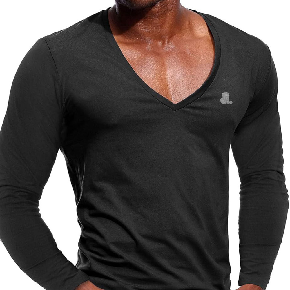 Men Scoop Neck Long Sleeve Tee