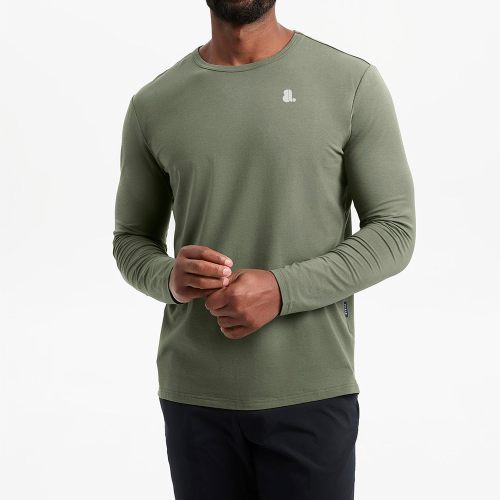 Men Round Neck Long Sleeve Tee