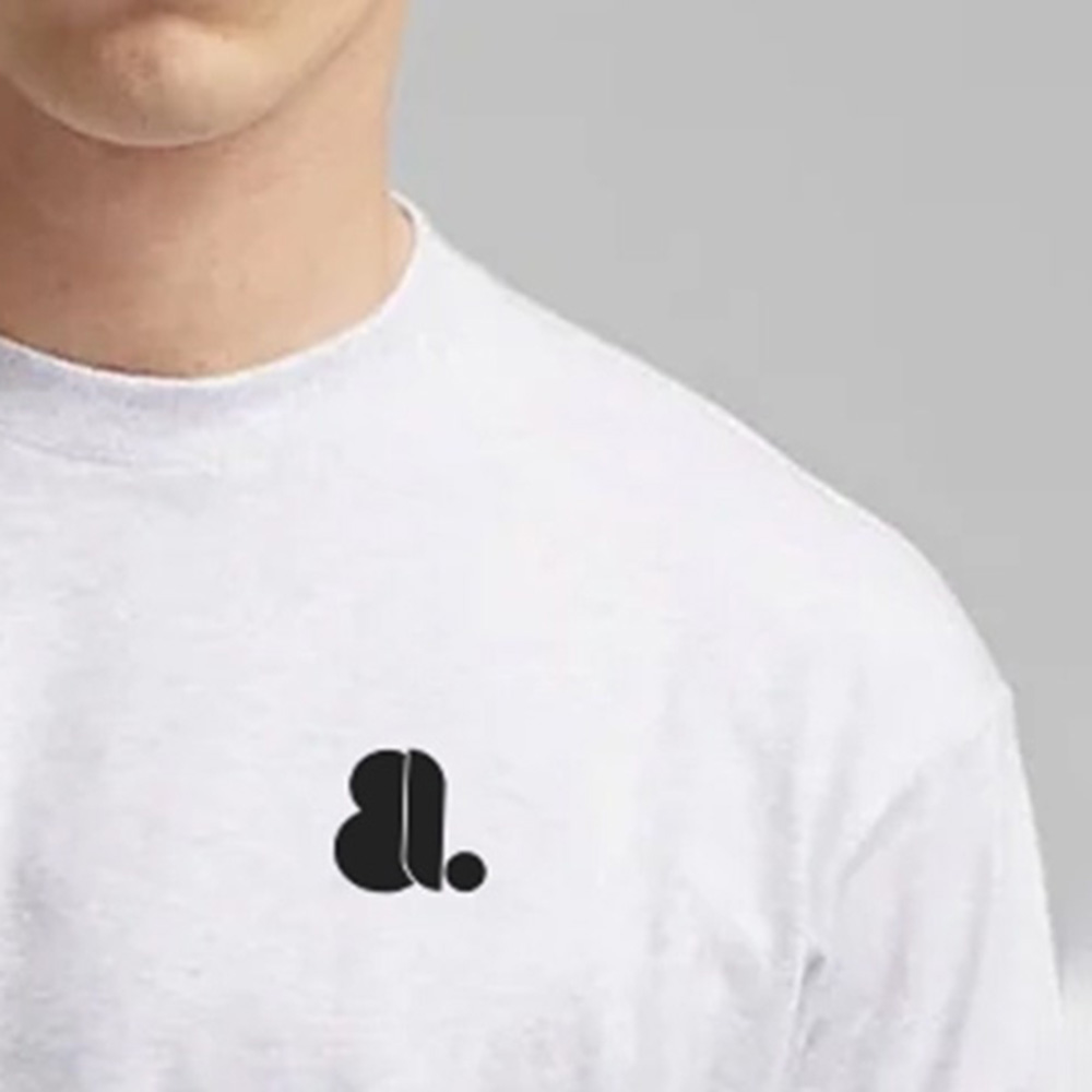 Men Solid Color Oversize Long Sleeve Tee - Image 4