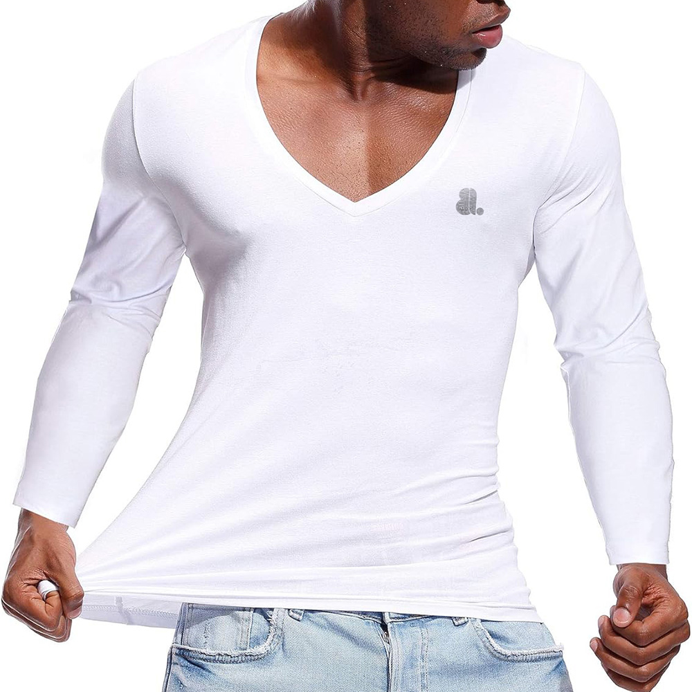 Men Scoop Neck Long Sleeve Tee