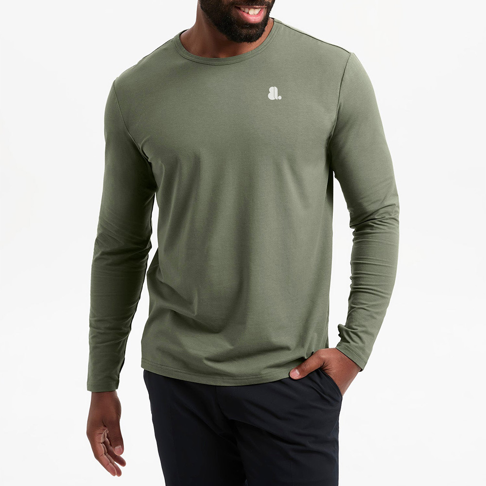 Men Round Neck Long Sleeve Tee