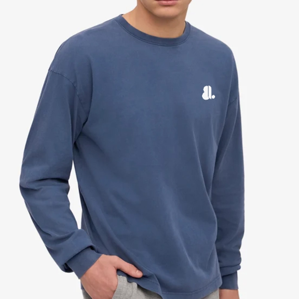 Men Solid Color Oversize Long Sleeve Tee - Image 6