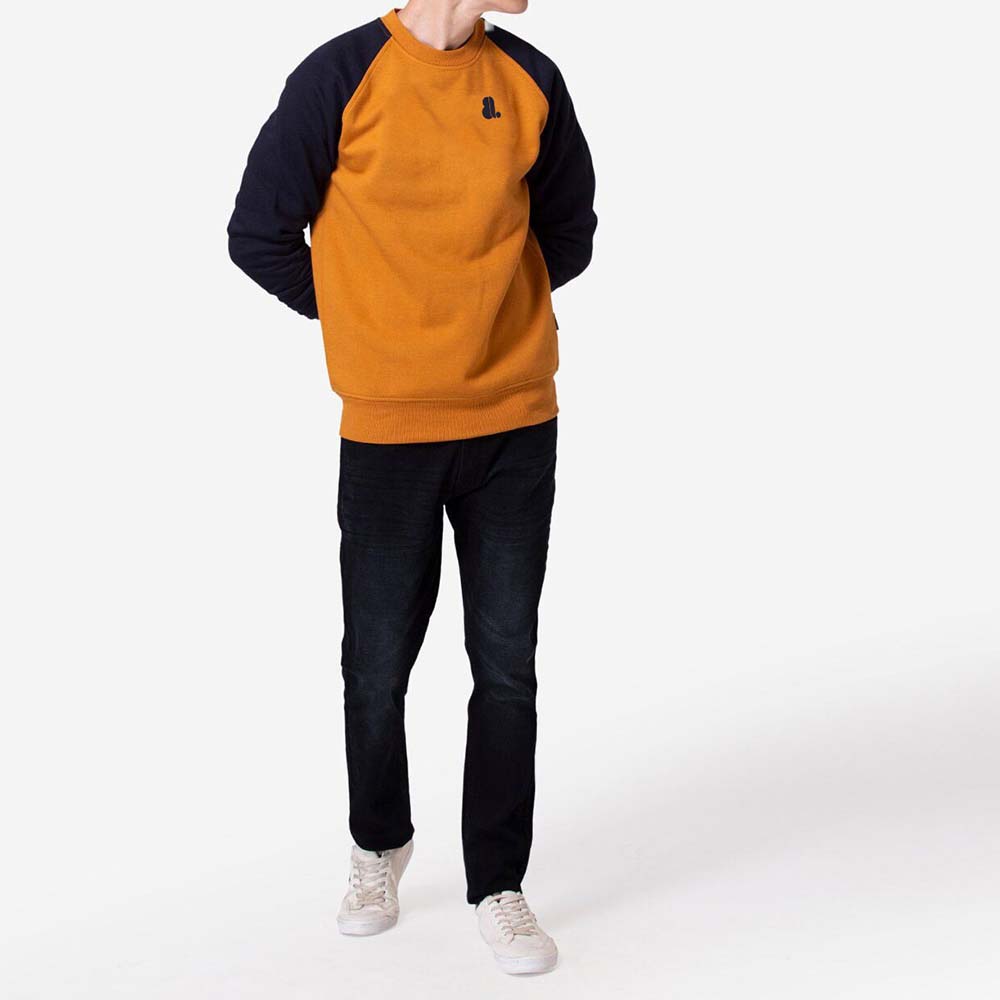 Men Raglan Sweat Shirt