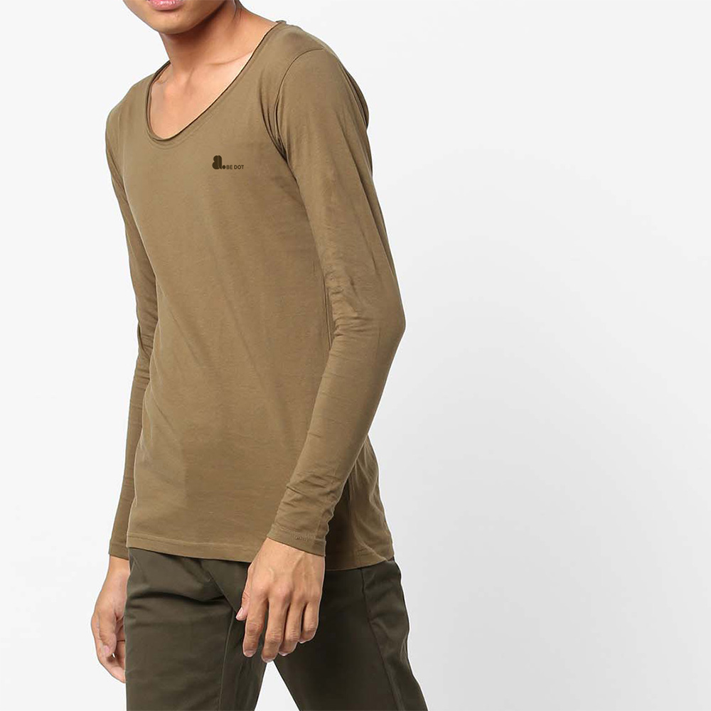 Men Scoop Neck Long Sleeve Tee