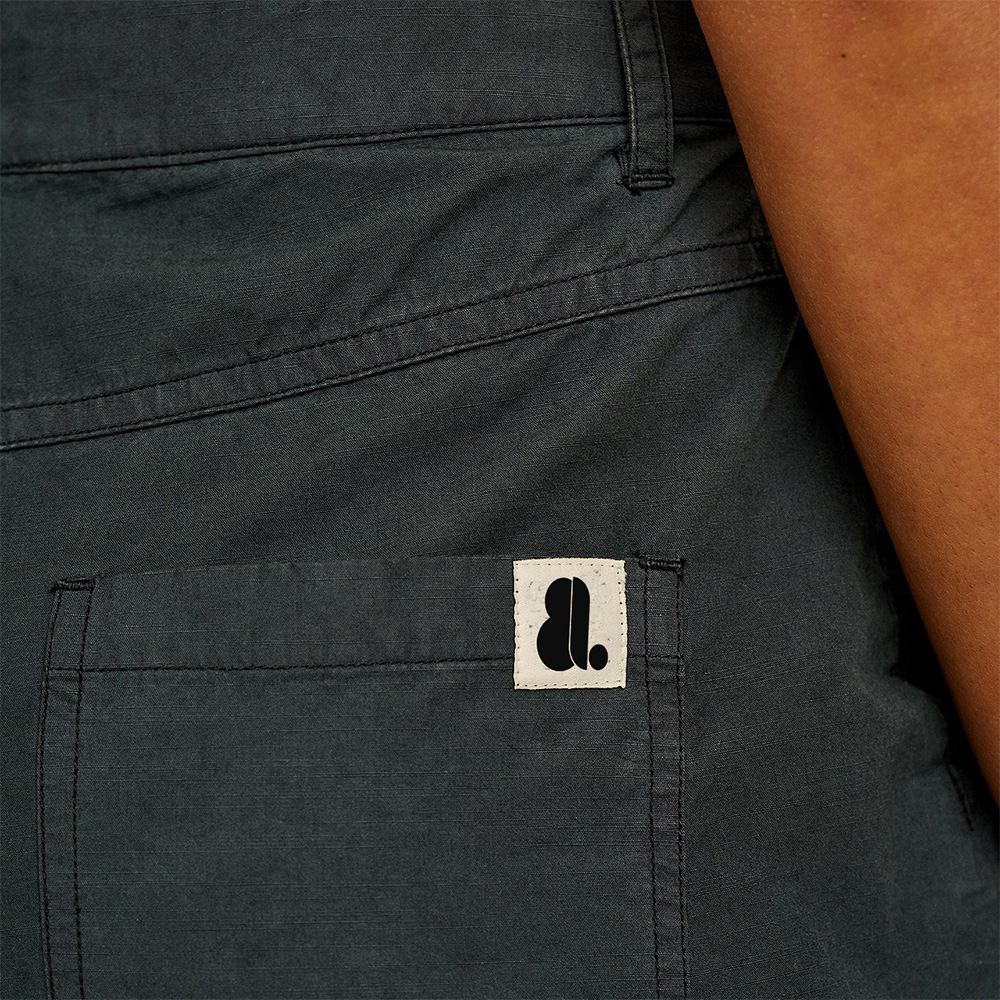 Women Cargo Short - Image 4